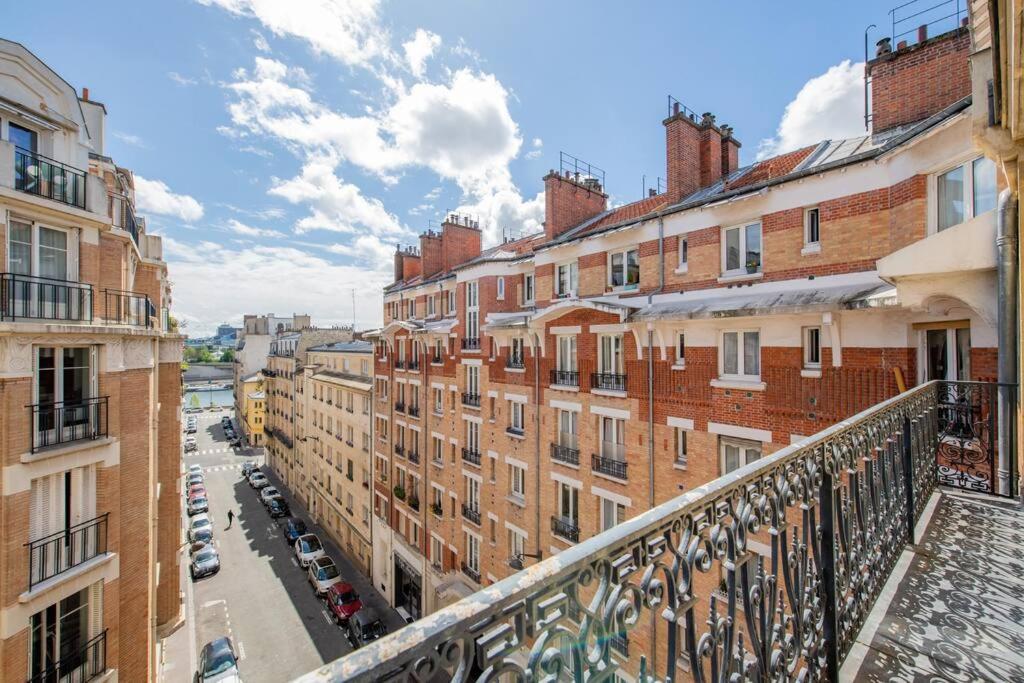 Fantin Latour - Beautiful And Bright Near Eiffel Tower Appartement *