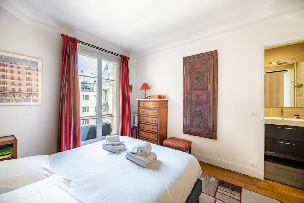 Fantin Latour - Beautiful And Bright Near Eiffel Tower Appartement Parijs